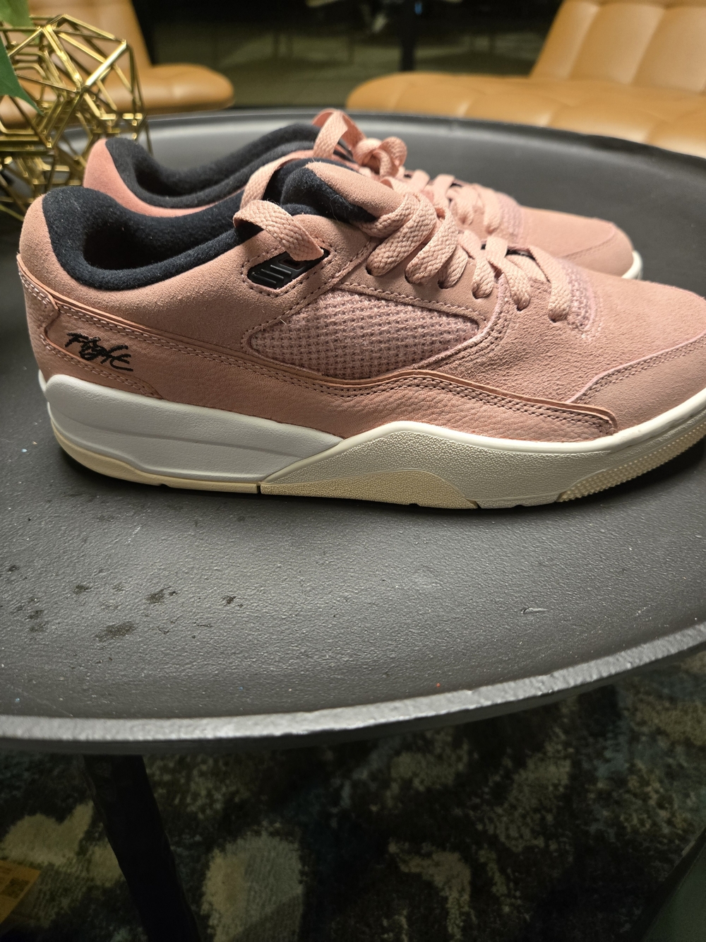 Jordan Flight Court Rust Pin Mens Size 8/lWomens 9 NEW